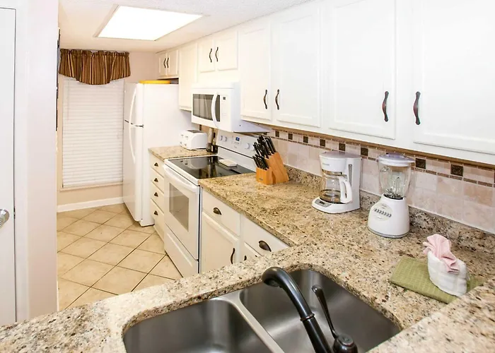 Holiday home Beachfront Private 6th-floor Balcony Gulf Views Pool Sundeck