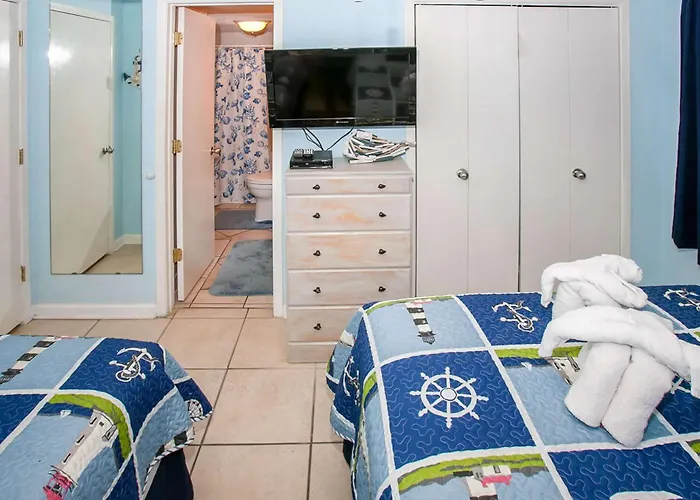 Beachfront Private 6th-floor Balcony Gulf Views Pool Sundeck Holiday home *