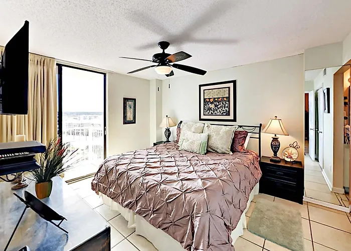 Beachfront Private 6th-floor Balcony Gulf Views Pool Sundeck *