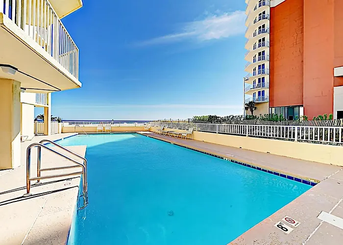 Beachfront Private 6th-floor Balcony Gulf Views Pool Sundeck *